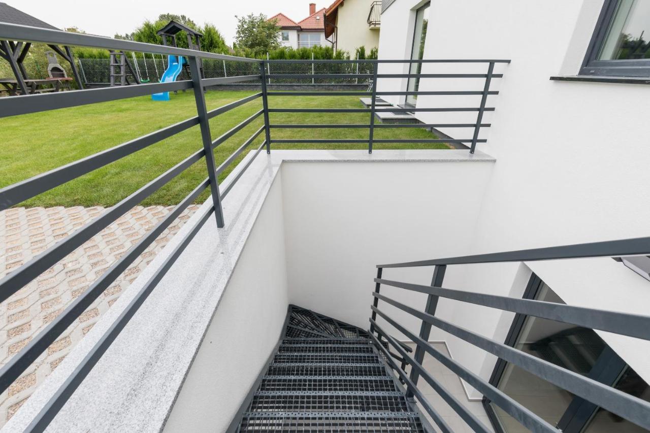 Underground Apartment In A Lux Holiday House Posejdon By Renters Prestige Kołczewo Buitenkant foto